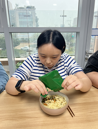 2f3993284e29ce4960b3b9602ad31385_1758875870_7294.png 2f3993284e29ce4960b3b9602ad31385_1758875870_7294.png